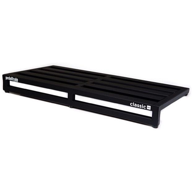 Pedaltrain Classic PRO Pedalboard (with Tour Case and Wheels)