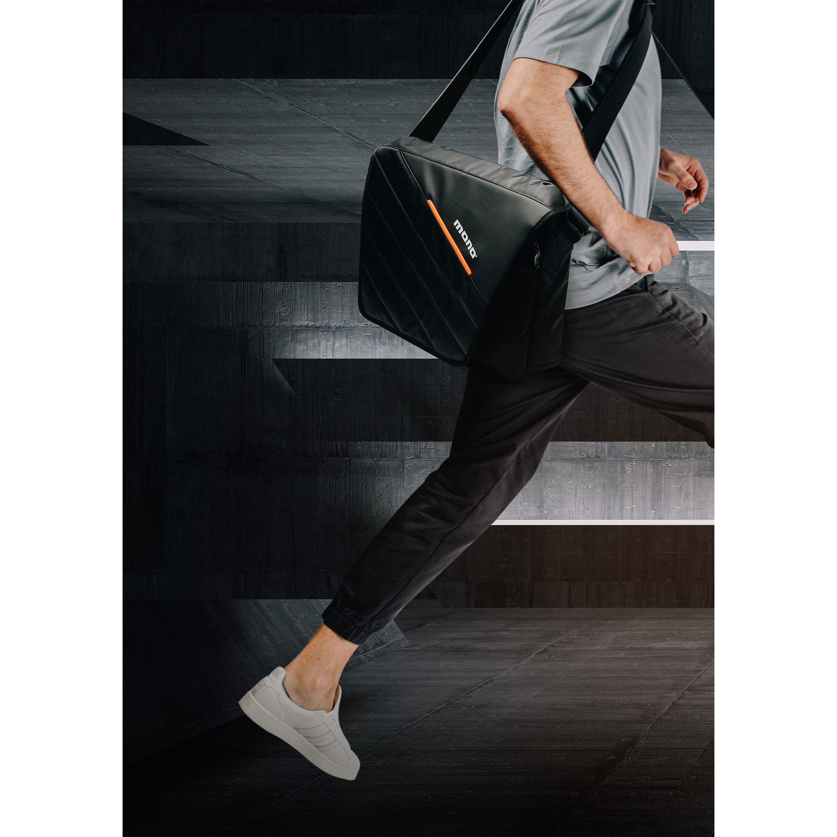 MONO M80-STRM M80 Stealth Relay Messenger Bag, Black