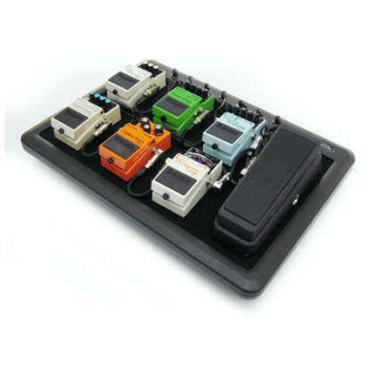 SKB 1SKB-PS-8 Powered Pedalboard (with Gig Bag)