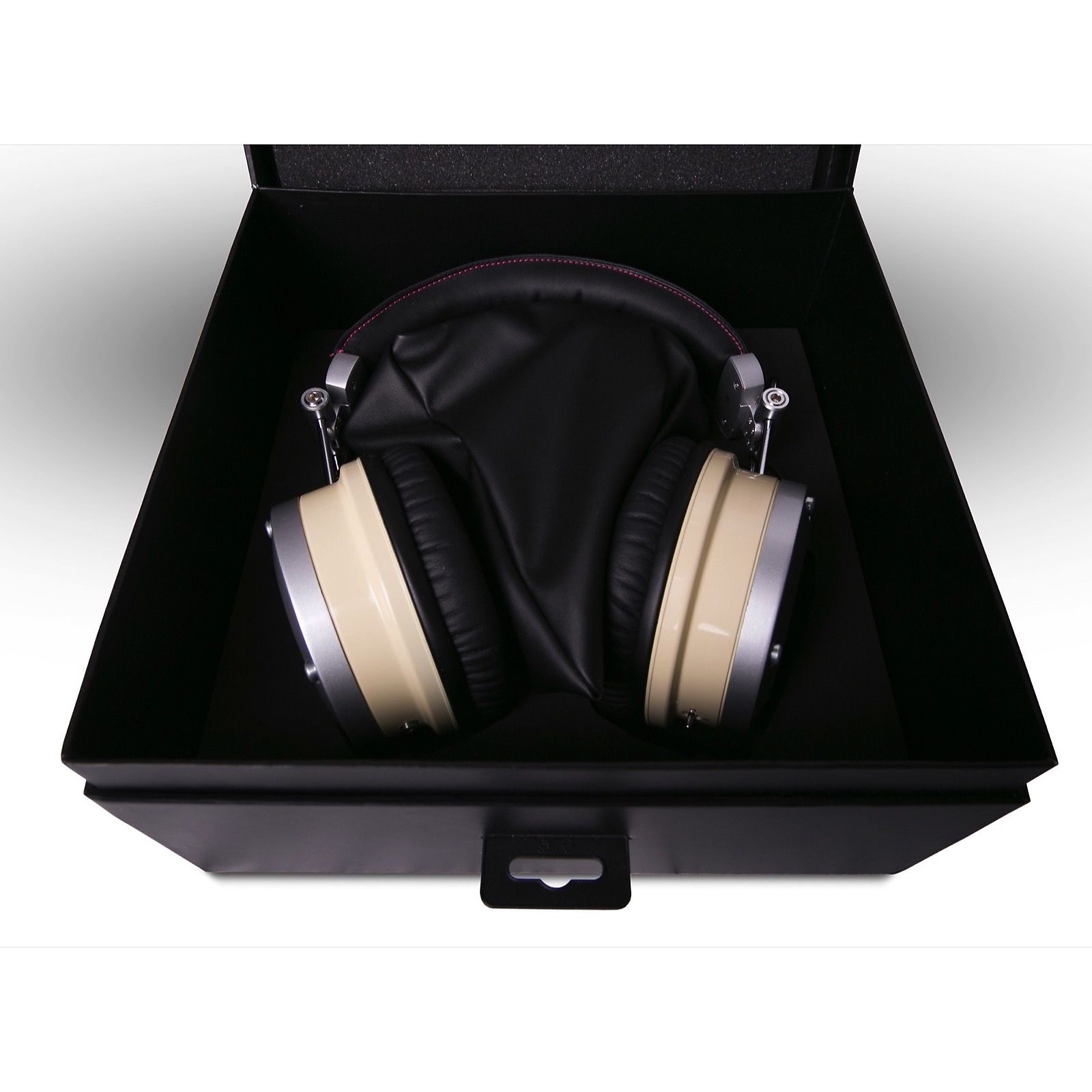 Avantone MP1 Mixphones Over-Ear Closed-Back Studio Headphones, Ivory